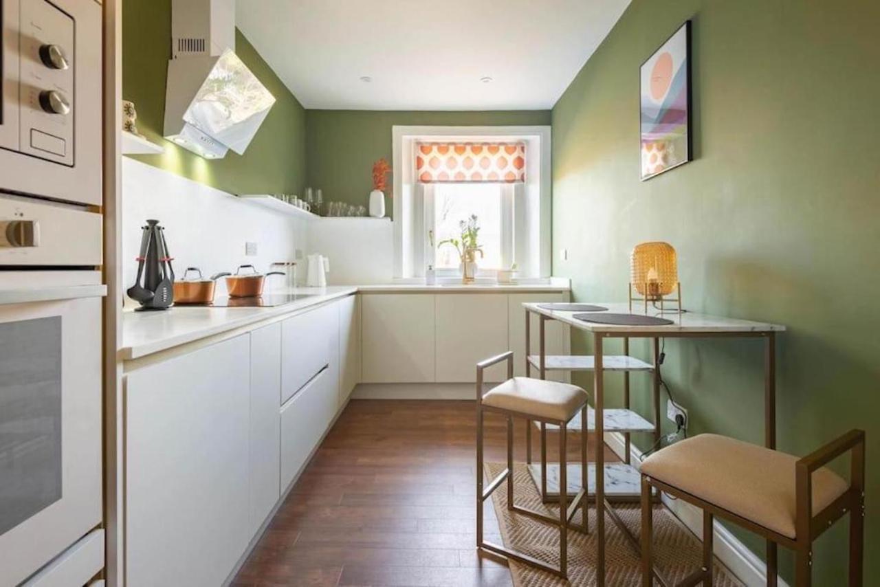 Arbroath Luxury Apartment In Mcm Style Экстерьер фото